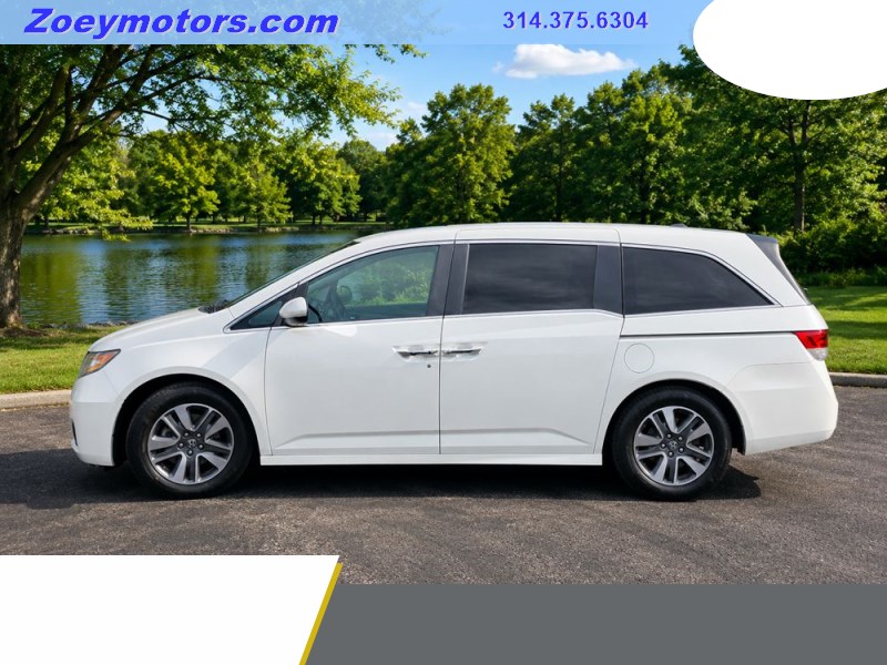 2016 Honda Odyssey Touring's photo