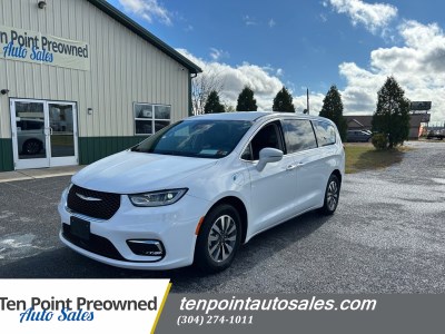 Photo of 2022 CHRYSLER PACIFICA