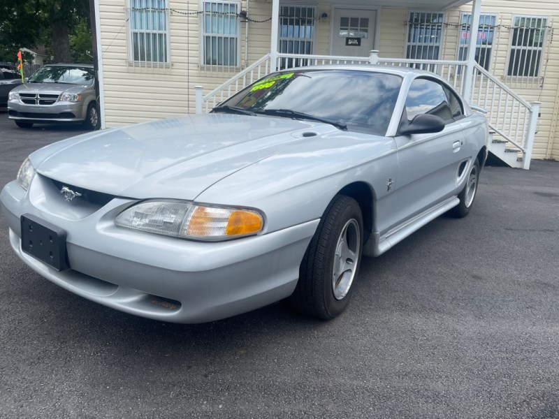 1998 Ford Mustang