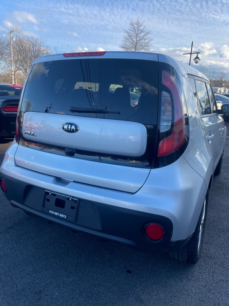 2018 Kia Soul + photo 4