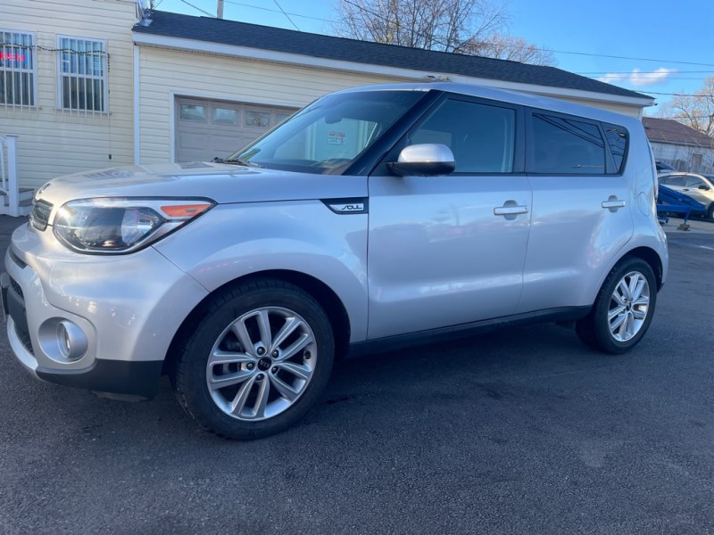 2018 Kia Soul + photo 1