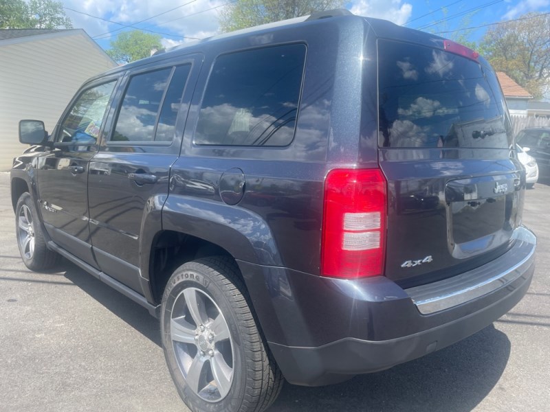 2016 Jeep Patriot Latitude photo 4