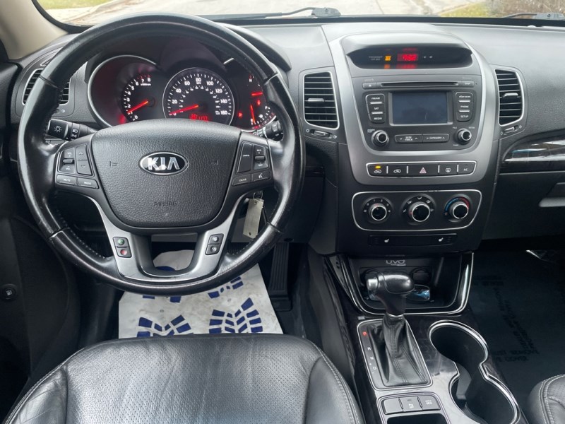 2014 Kia Sorento LX photo 6