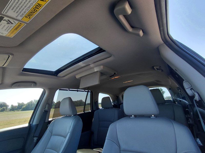 2022 Honda Pilot Touring - Photo 6