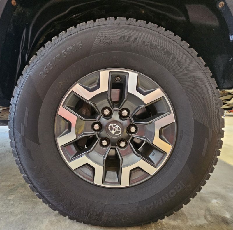 2017 Toyota Tacoma TRD Off Road - Photo 13