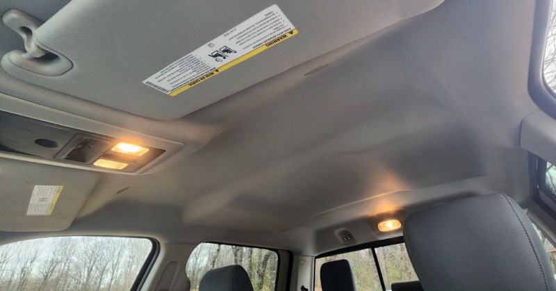 Additional photo of vehicle.