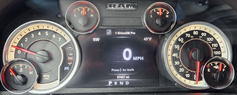 Additional photo of vehicle.