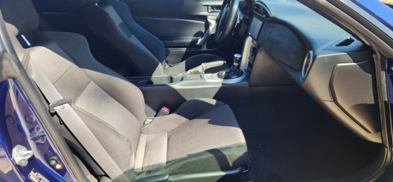 Additional photo of vehicle.