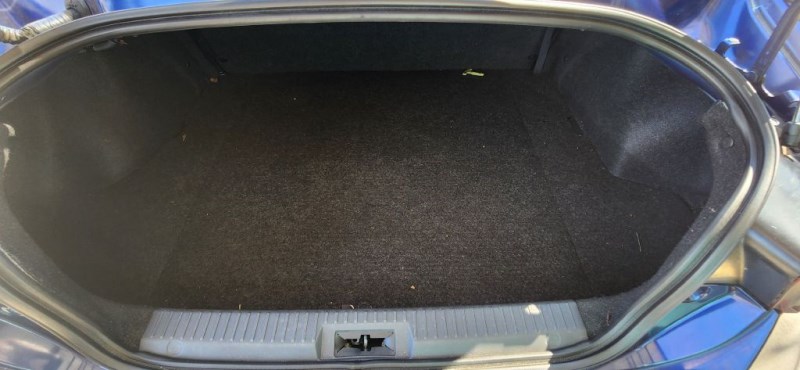 Additional photo of vehicle.