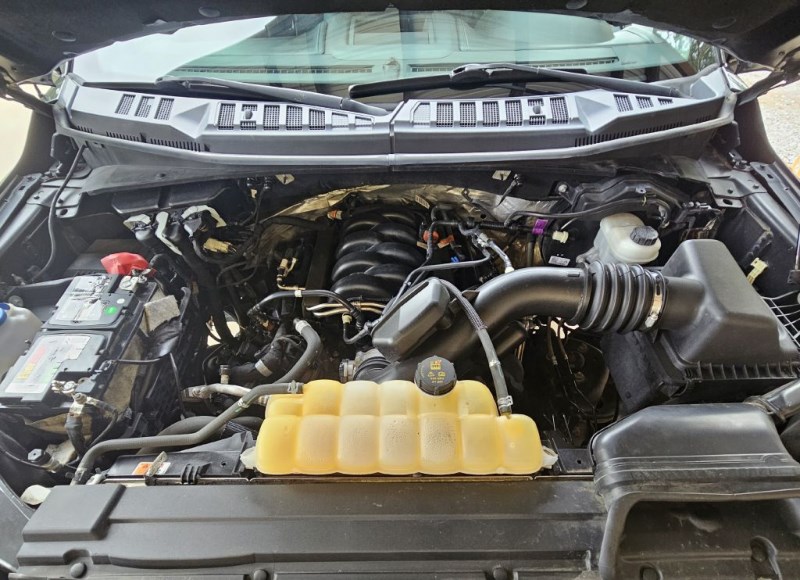 2018 Ford F-150 Lariat - Photo 10