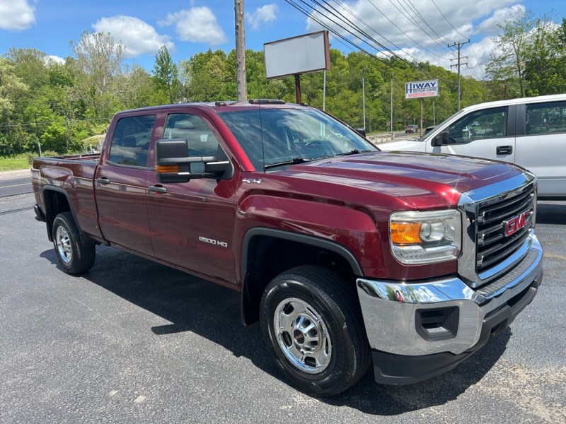 Additional photo of vehicle.