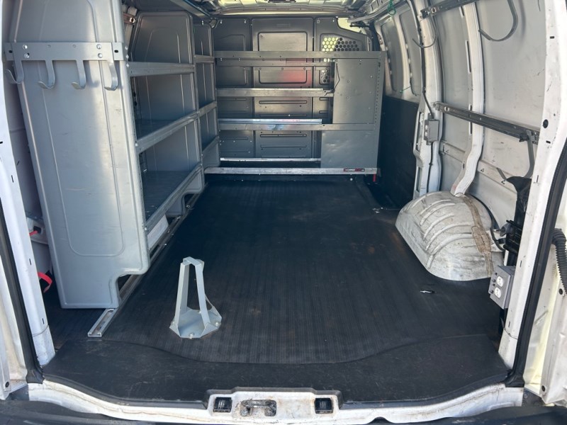 Additional photo of vehicle.