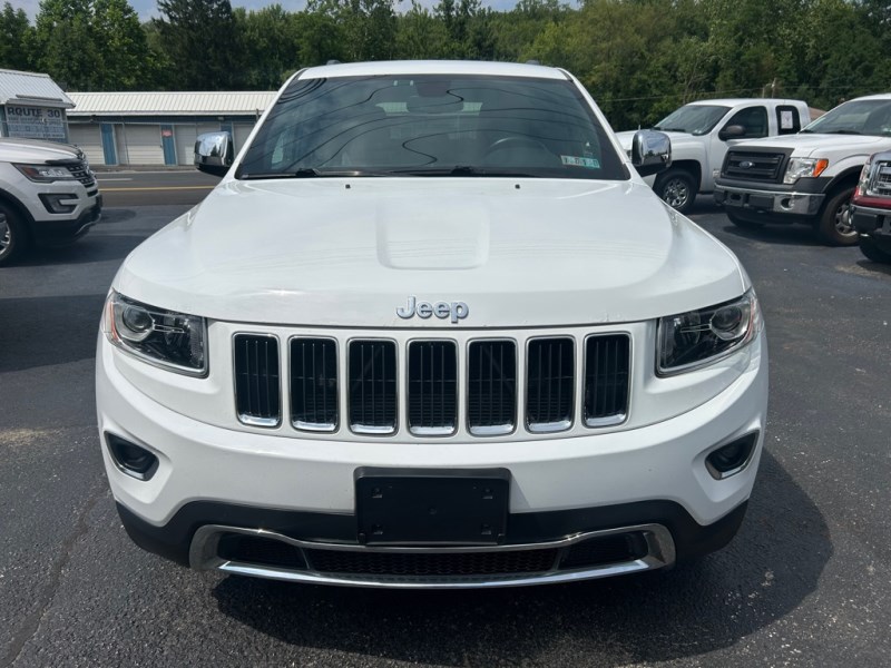 Additional photo of vehicle.
