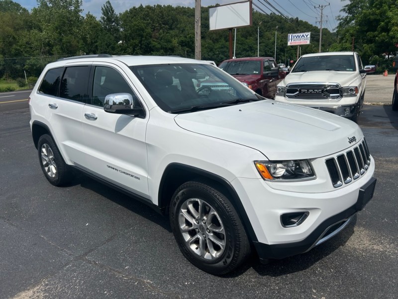 Additional photo of vehicle.