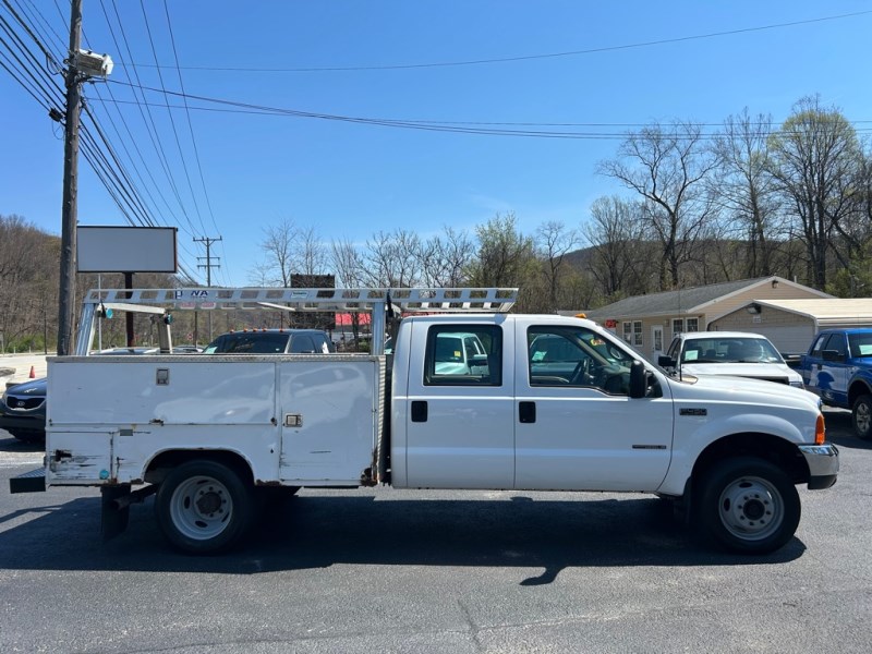 1999 Ford F-450 - Photo 9