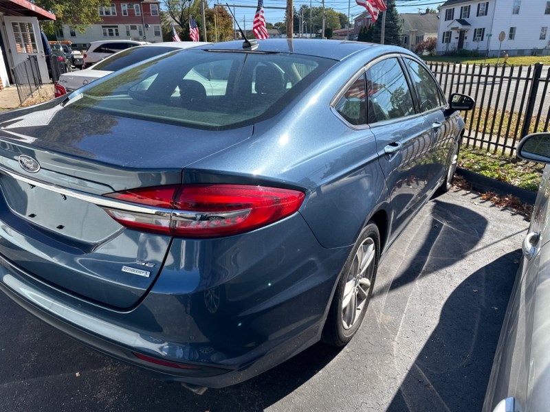 2018 Ford Fusion SE photo 5