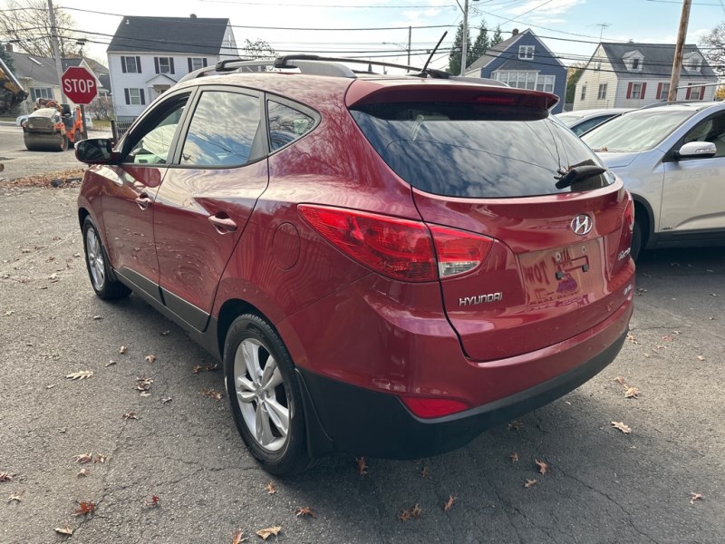 2012 Hyundai Tucson GLS photo 3