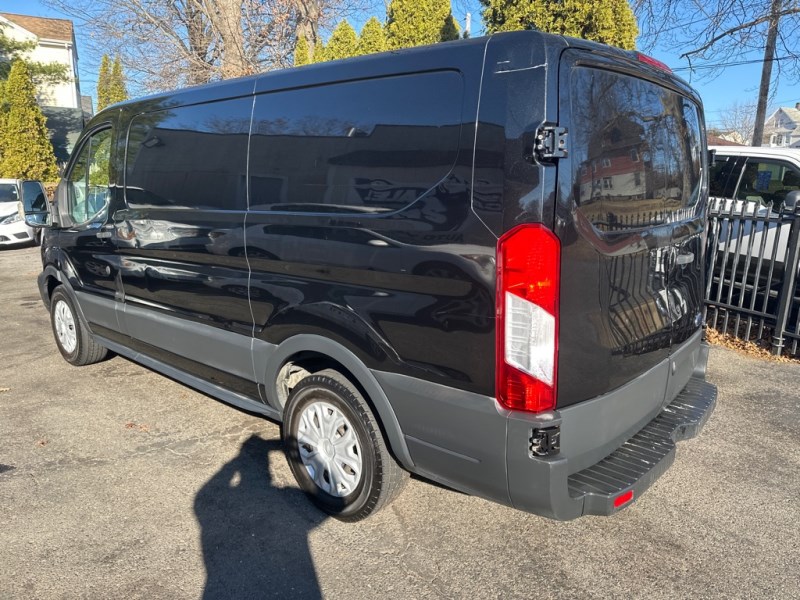 2015 Ford Transit Base photo 3