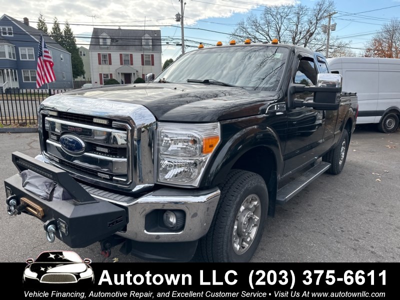 2012 Ford F-250 Super Duty Lariat photo 1