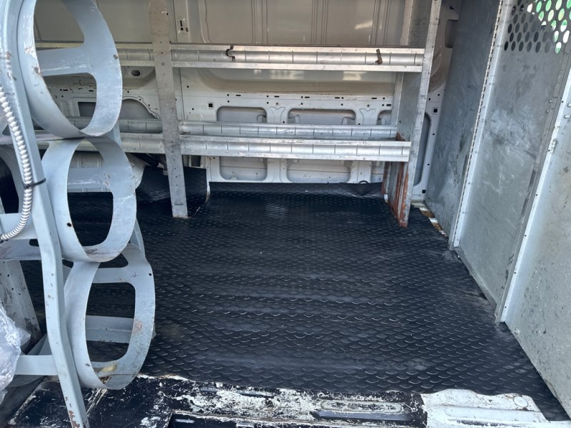 Additional photo of vehicle.