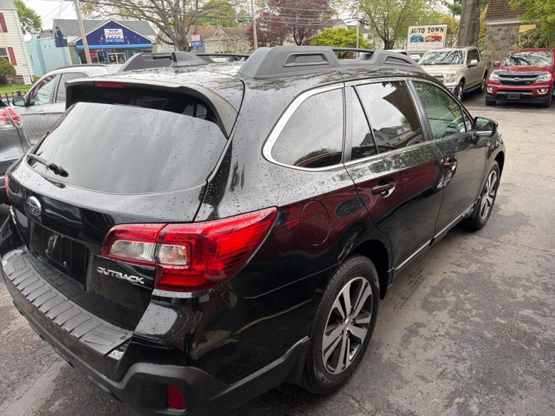 2019 Subaru Outback Limited - Photo 22