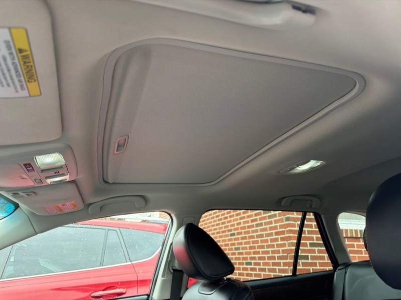2019 Subaru Outback Limited - Photo 10