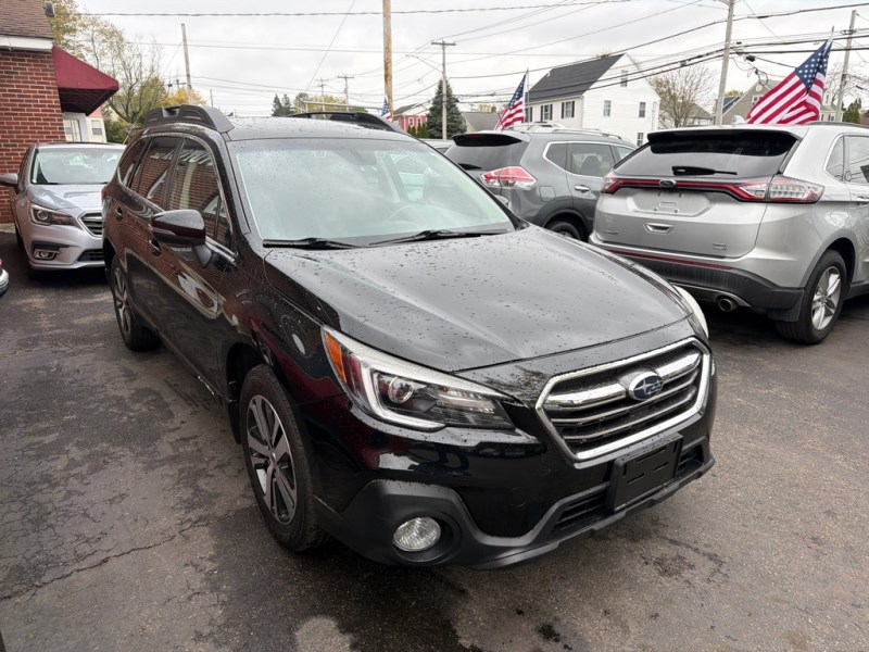 2019 Subaru Outback Limited - Photo 6