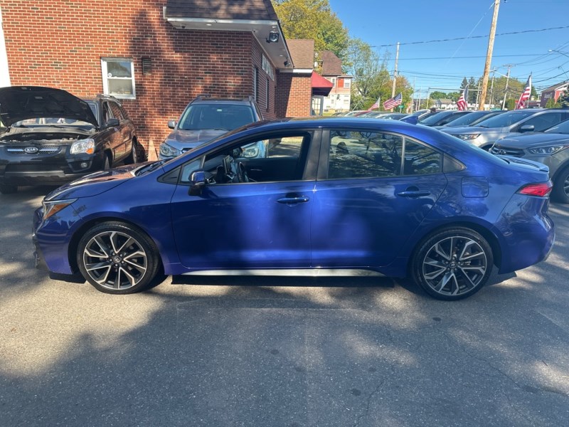 Additional photo of vehicle.