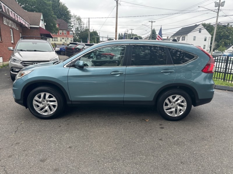 Additional photo of vehicle.