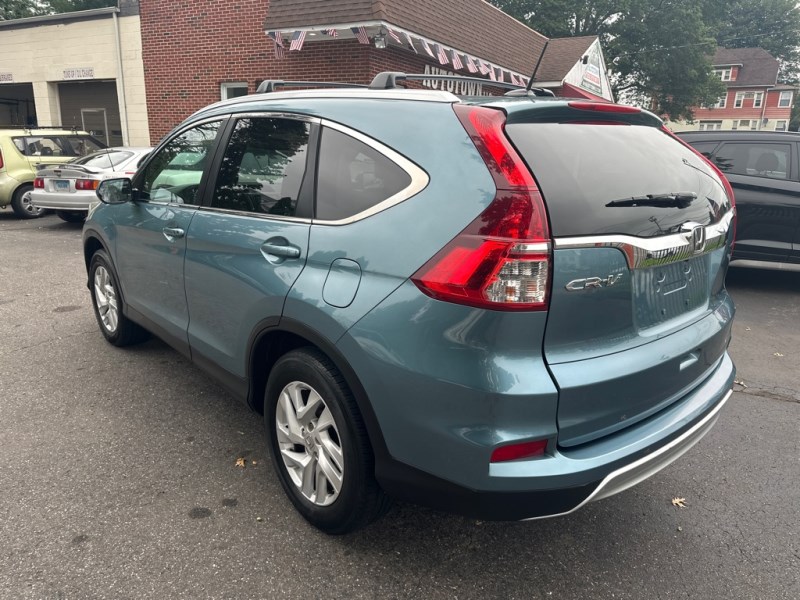 Additional photo of vehicle.