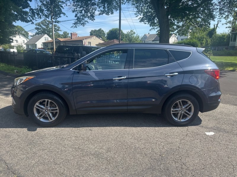 Additional photo of vehicle.