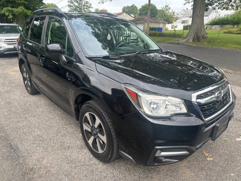 Additional photo of vehicle.