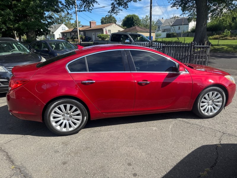 Additional photo of vehicle.