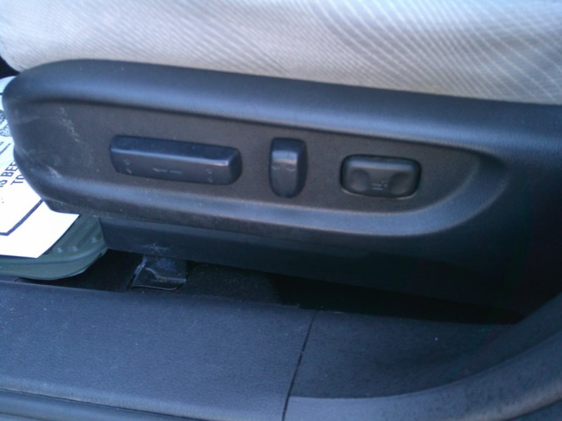 Additional photo of vehicle.