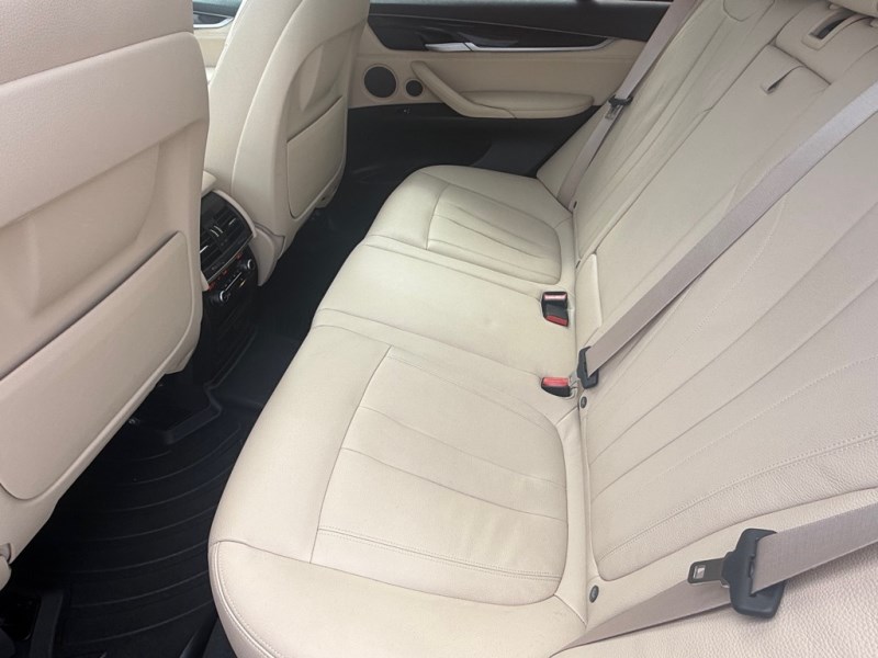 2016 BMW X5 xDrive35i - Photo 25