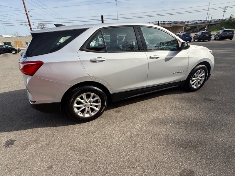 2018 Chevrolet Equinox LS - Photo 41