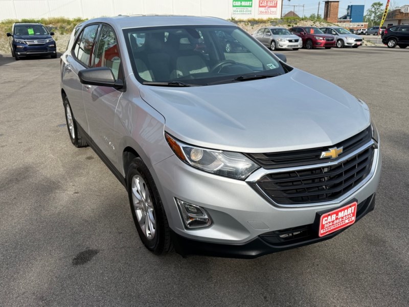 2018 Chevrolet Equinox LS - Photo 9