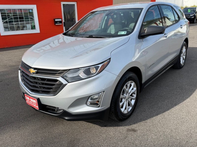 2018 Chevrolet Equinox LS - Photo 11