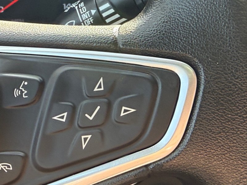 2018 Chevrolet Equinox LS - Photo 29
