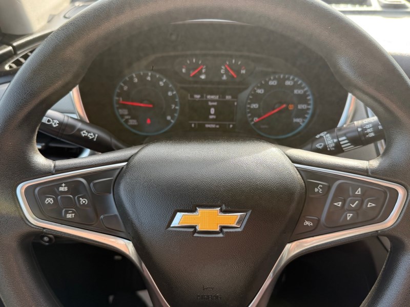 2018 Chevrolet Equinox LS - Photo 30