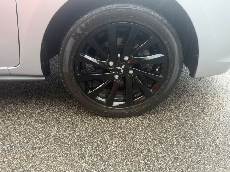 2020 Mitsubishi Mirage G4 LE - Photo 14
