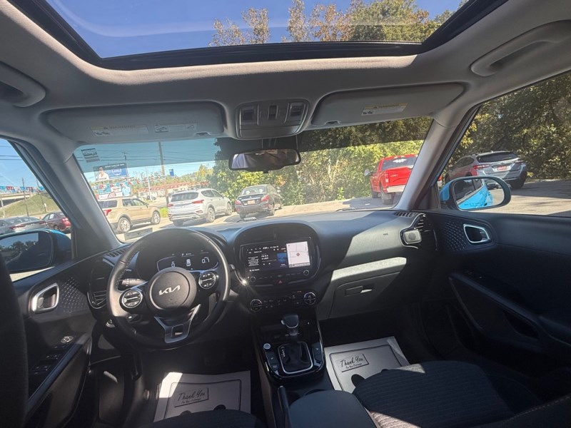 2025 Kia Soul EX - Photo 28