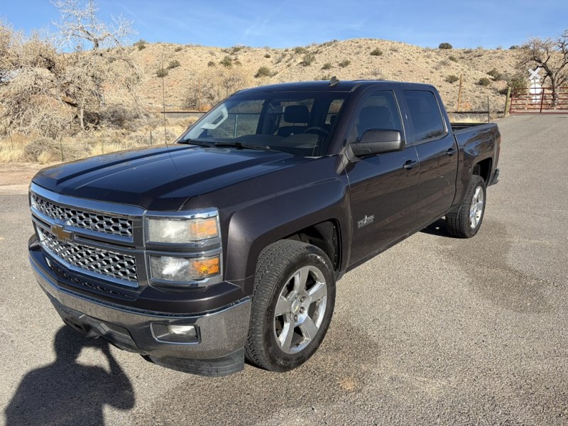 Additional photo of vehicle.
