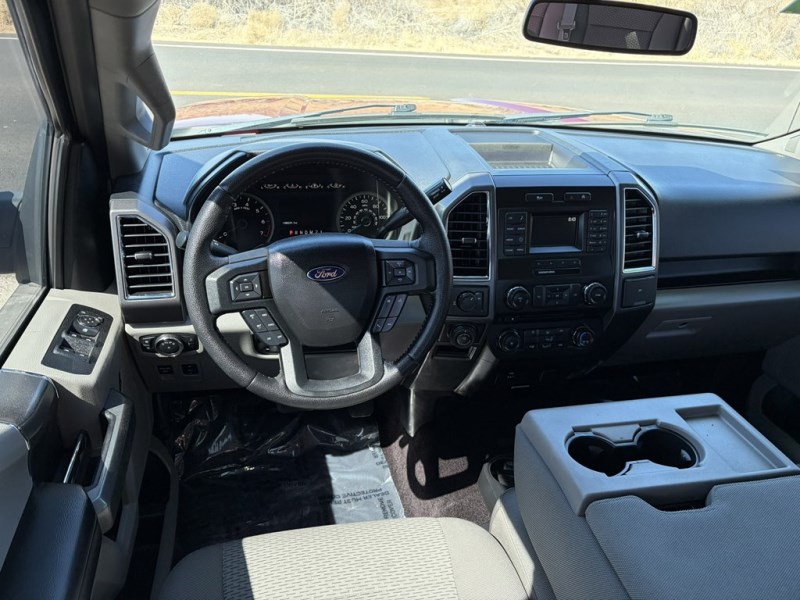 Additional photo of vehicle.