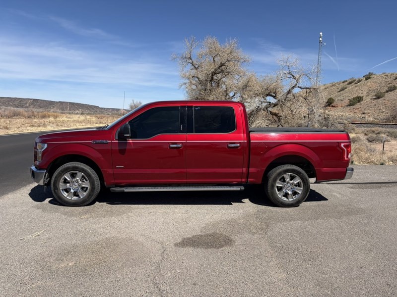 Additional photo of vehicle.