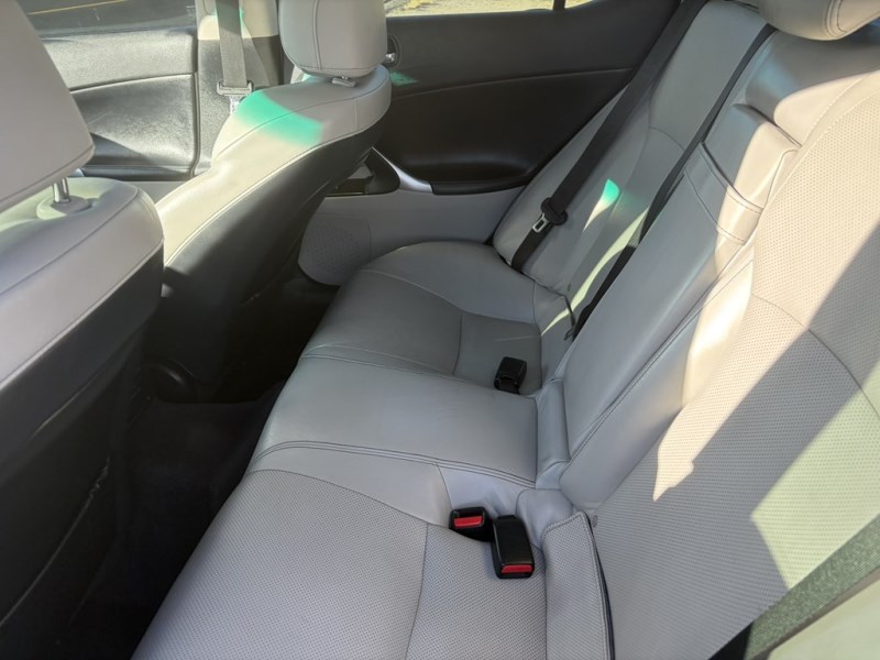 2013 Lexus IS 250 - Photo 10