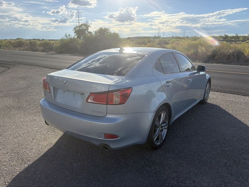 2013 Lexus IS 250 - Photo 7