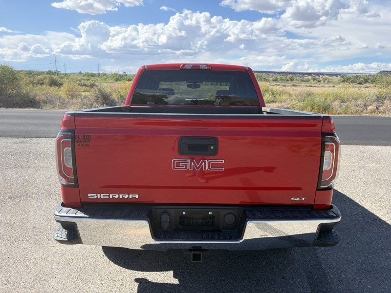 Additional photo of vehicle.