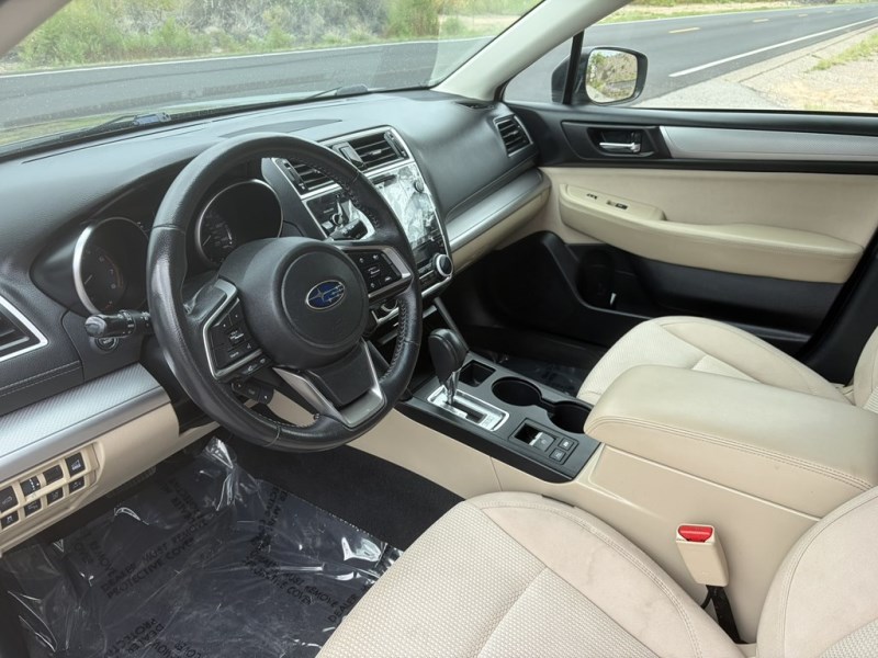 Additional photo of vehicle.
