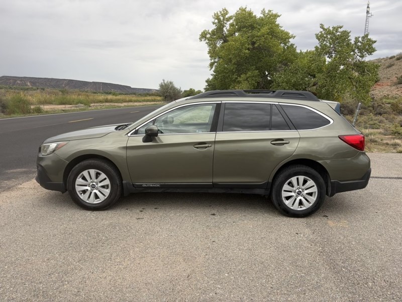 Additional photo of vehicle.